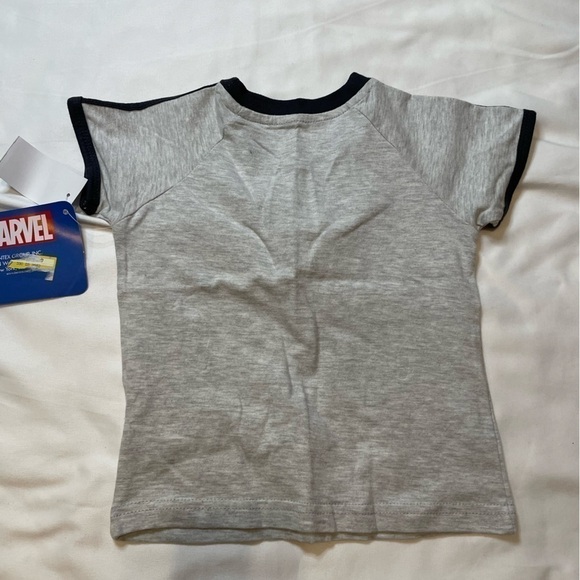 🐶🐶🐶NWT Boys Marvel size 12 months gray t-shirt🐶🐶🐶 - Picture 3 of 4